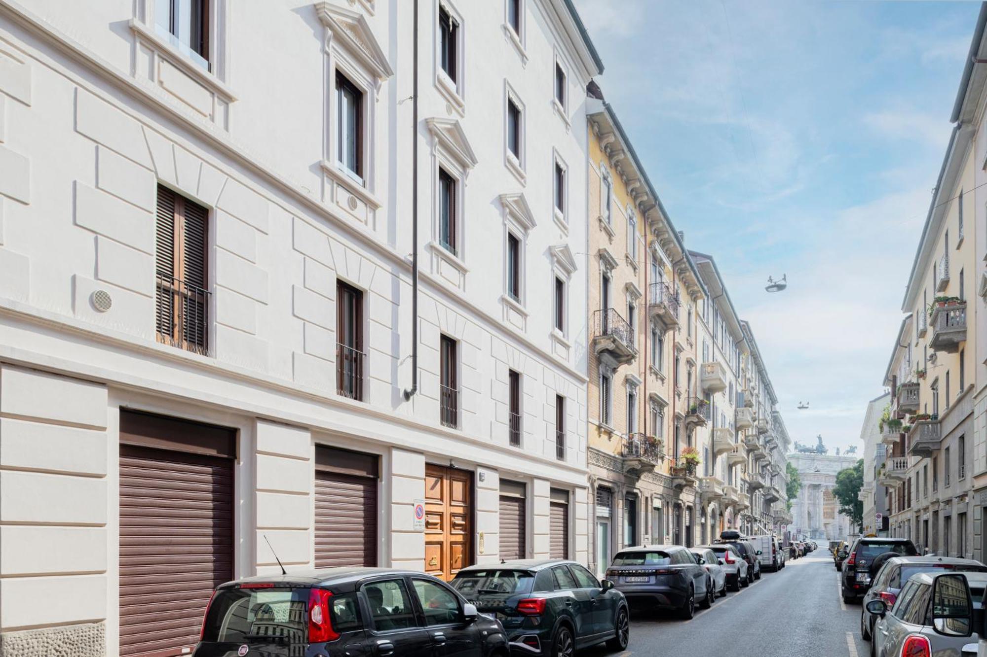 Relstay - Arco Della Pace - Sunny Loft Милан Экстерьер фото